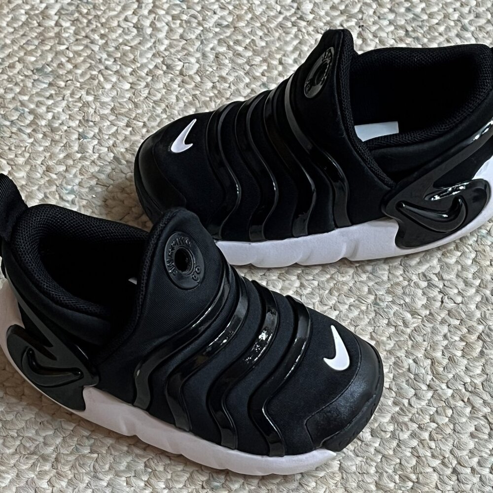 NIKE Dynamo Go Toddler Boy's Size 7C Black Athletic Sneakers Shoes DH3438-001
